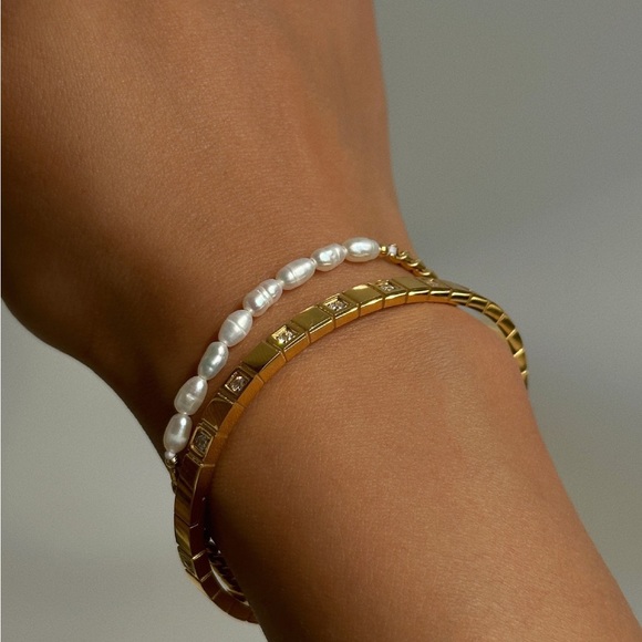 18K Gold Zircon Bangle Bracelet*Minimalist*Waterproof and Sweatproof*TarnishFree - Picture 4 of 5